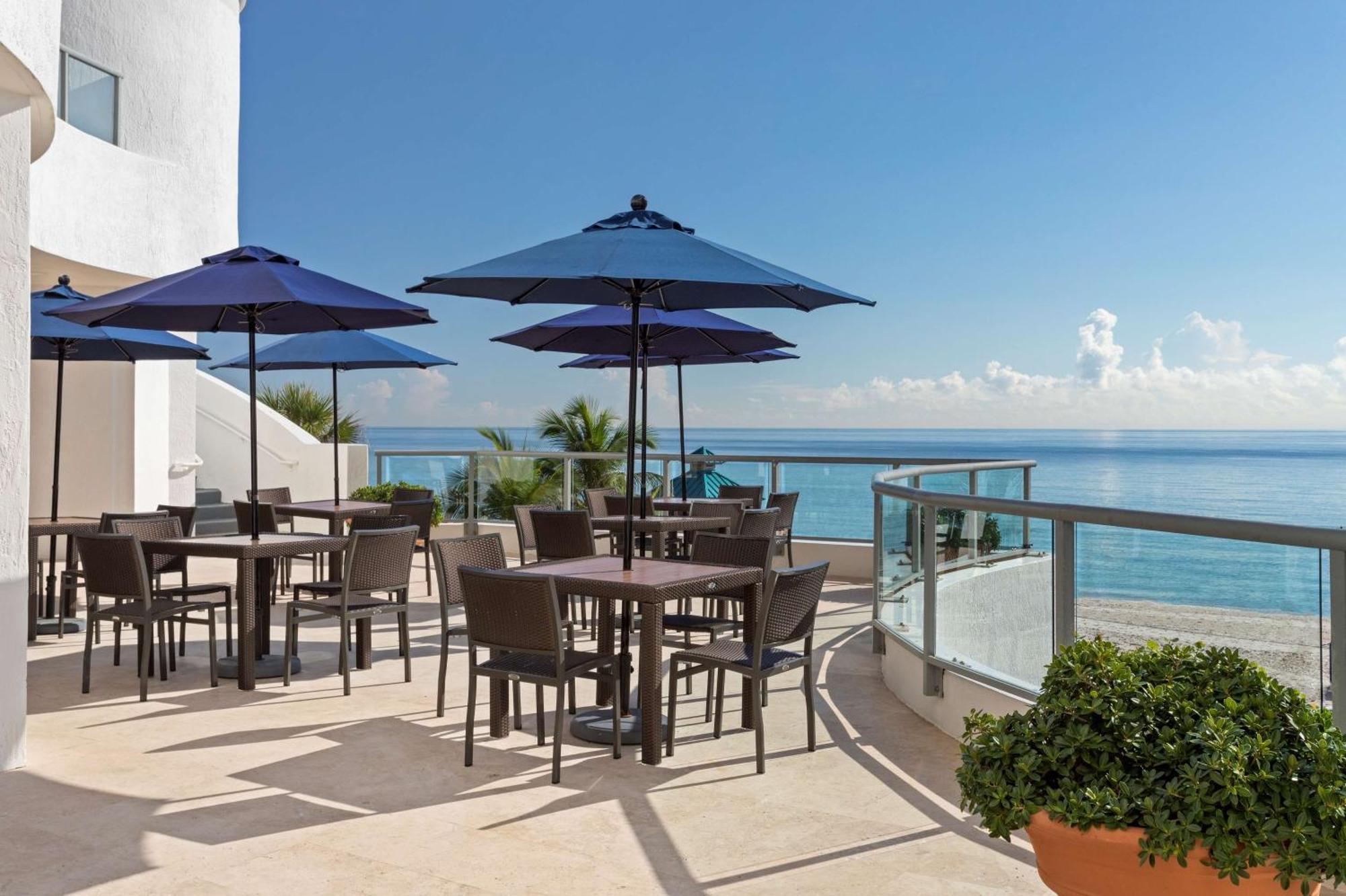 Doubletree By Hilton Ocean Point Resort - North Miami Beach Sunny Isles Beach Eksteriør bilde